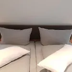 Hirsch Hotel