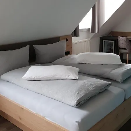Cross-country-hotel Hirsch Otel