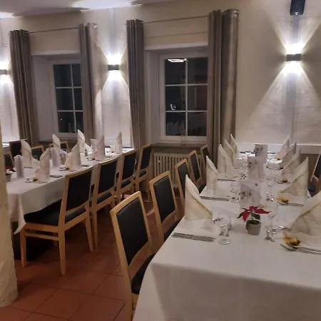 Cross-country-hotel Hirsch Hotel 3*