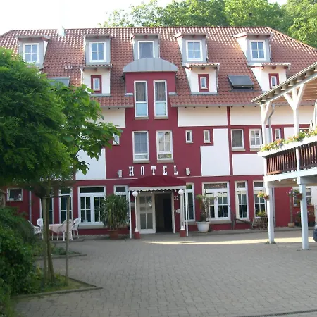 Cross-country-hotel Hirsch Hotel 3*